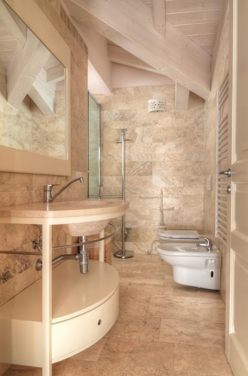 Villa Lilla Sulla Spiaggia Di San Vincenzo Luxury Szoba fotó