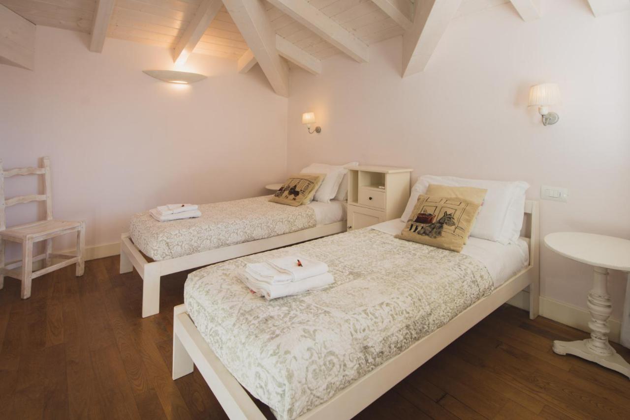 Villa Lilla Sulla Spiaggia Di San Vincenzo Luxury Kültér fotó
