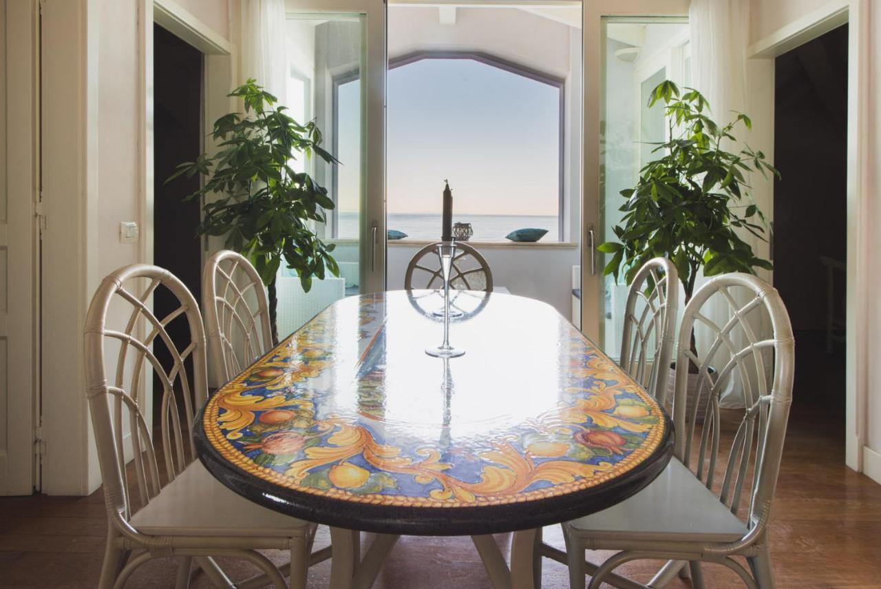 Villa Lilla Sulla Spiaggia Di San Vincenzo Luxury Kültér fotó